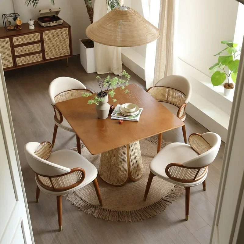 Abbly Dining Table
