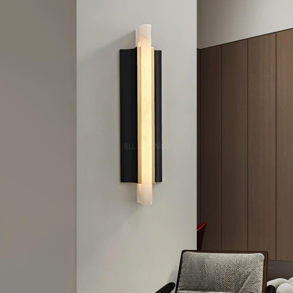 Alabaster Timide Slim Wall Sconce