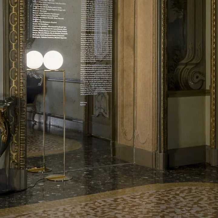 IC F1 Floor Lamp