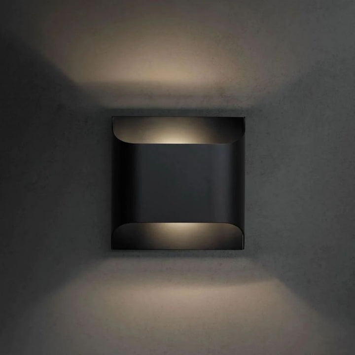 Mechan Brass Wall Sconce